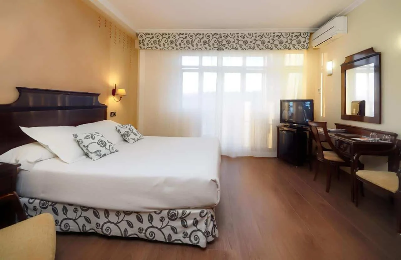 chambre-spacieuse-Pontevedra-242e44d8