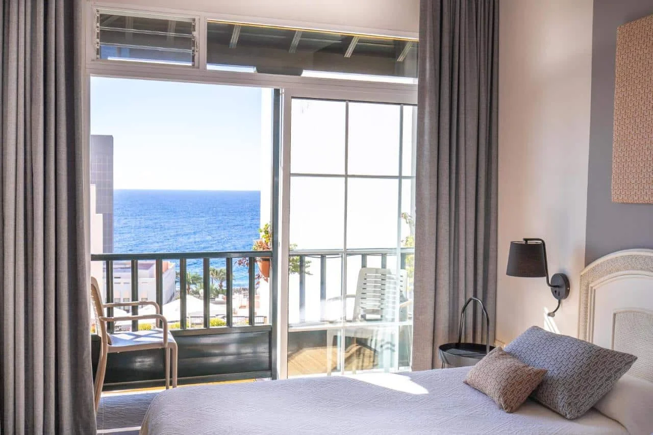 chambre-vue-santa-cruz-b7eaf0b7