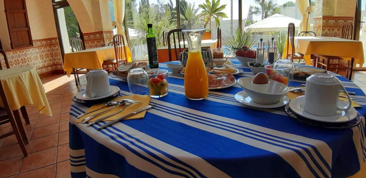 petit-dejeuner-copieux-3ae0b05f