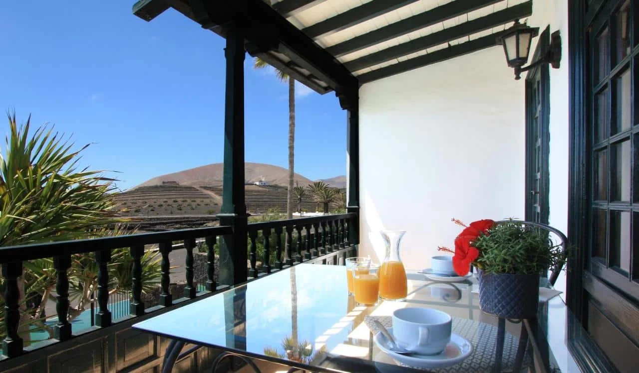 terrasse-hotel-Lanzarote-d4672185